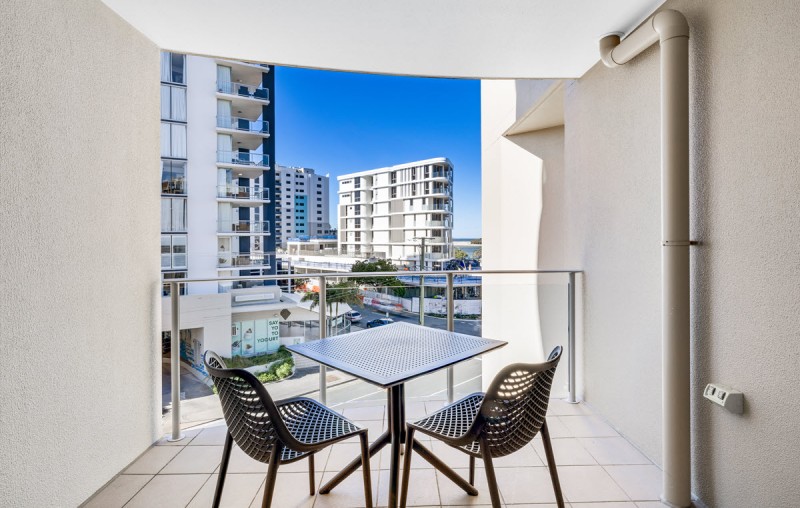 OVR Resort Studio 1200px 0002